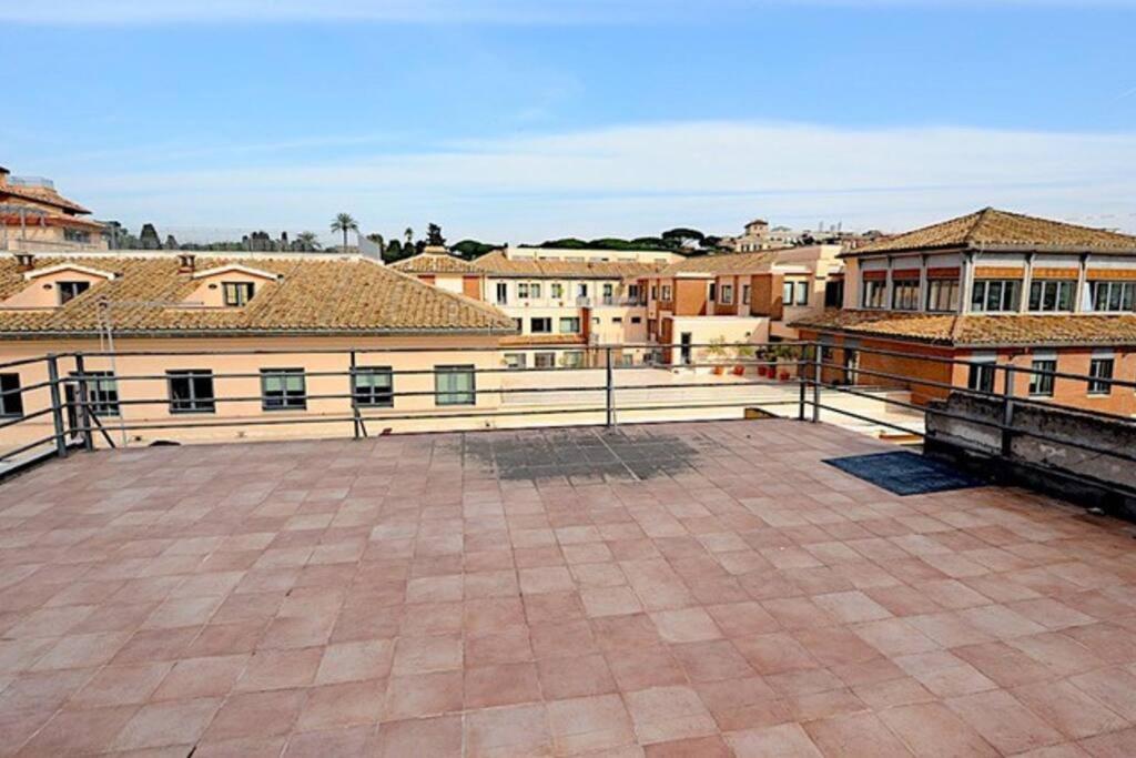 Attico Loft & Rooftop Colosseo Rome Extérieur photo